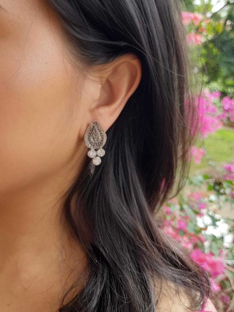 925 Sterling Silver Wire Work Indian Stud earring