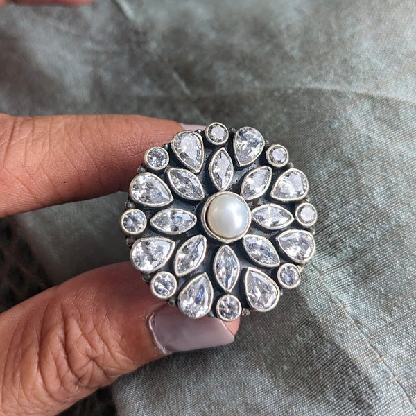 Zirconia floral adjustable ring, Pure silver