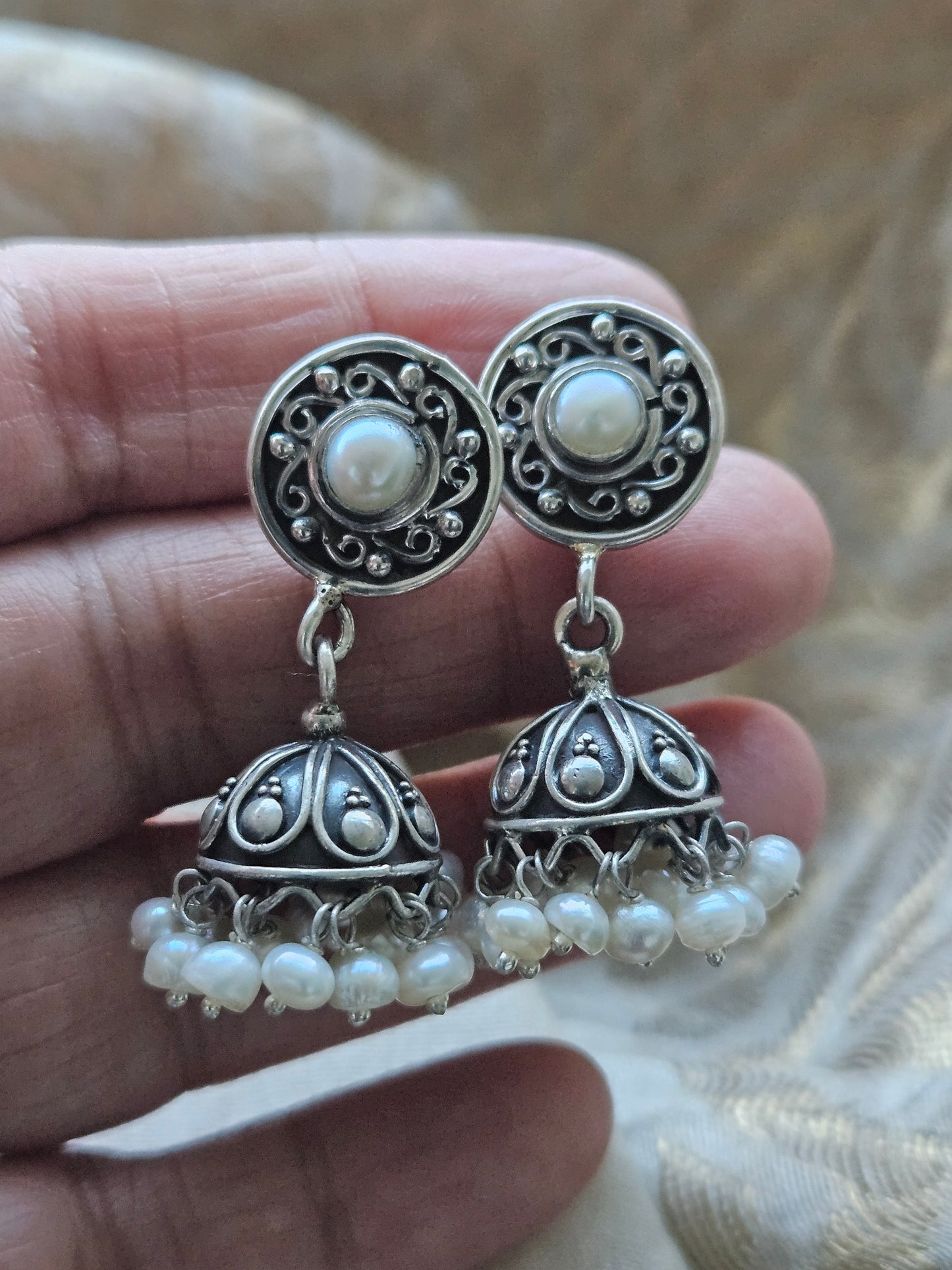 small oxidised finish pure silver jhumka earing with pearl