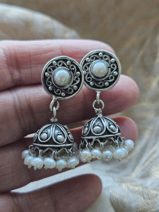 small oxidised finish pure silver jhumka earing with pearl