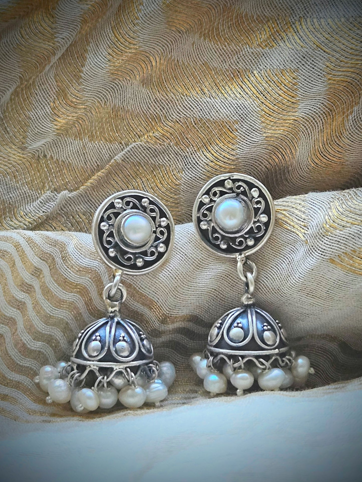 small oxidised finish pure silver jhumka earing with pearl