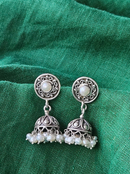 small oxidised finish pure silver jhumka earing with pearl