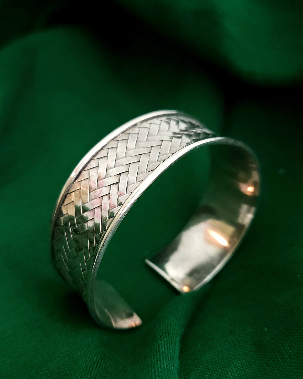 Karen Hill Tribe Woven Silver Cuff – Handcrafted in Thailand