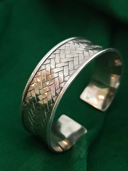 Karen Hill Tribe Woven Silver Cuff – Handcrafted in Thailand
