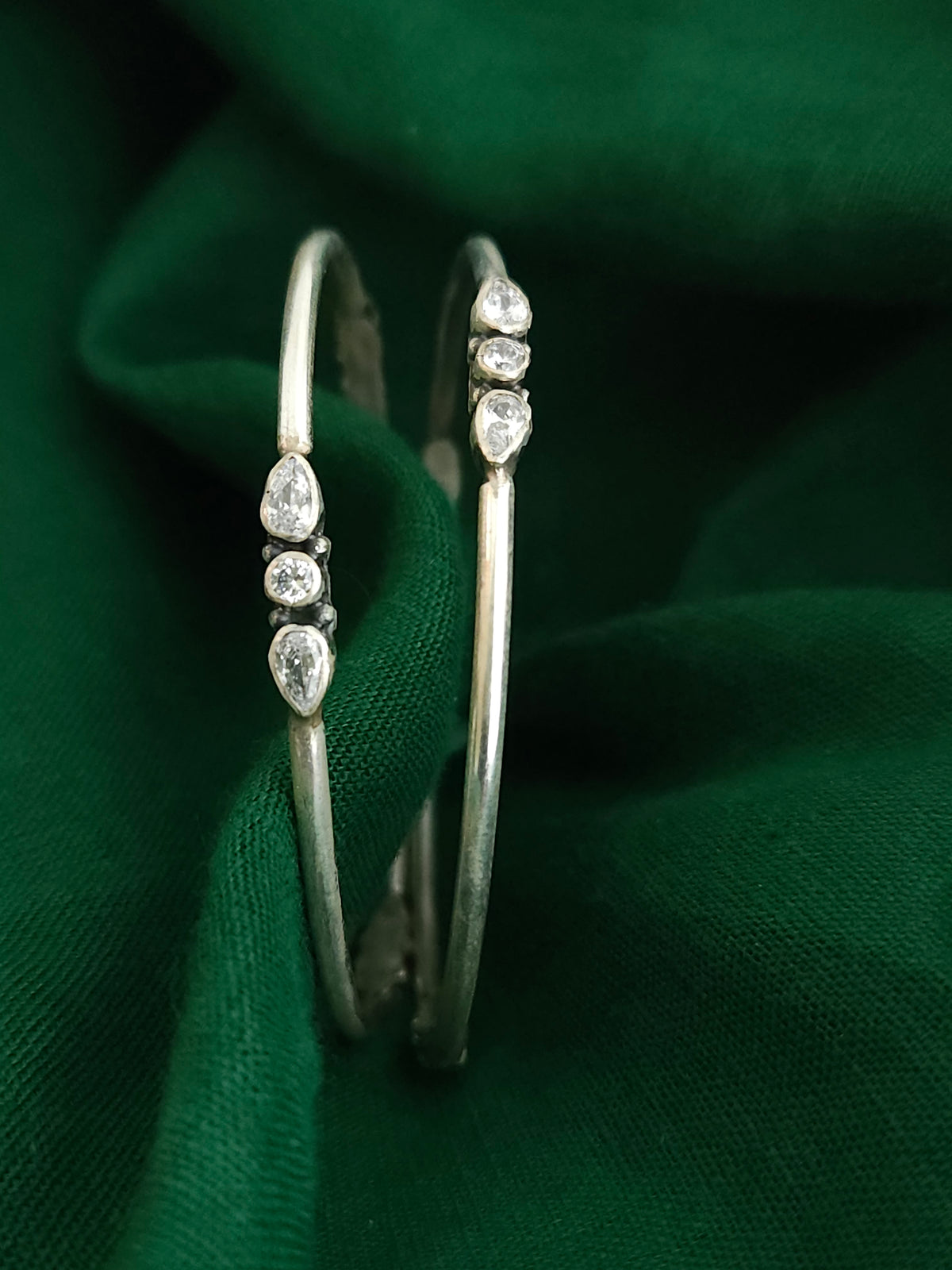 925 Sterling Silver Cubic Zirconia Bangle – Pear & Round Trio