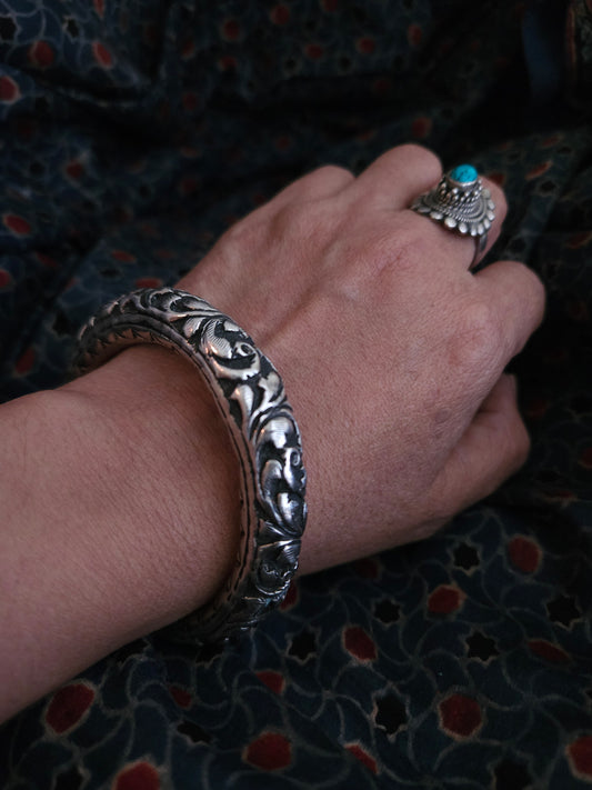 92.5 Silver Oxidized chitai bangle, Silver cuff, Classic Chitai kada
