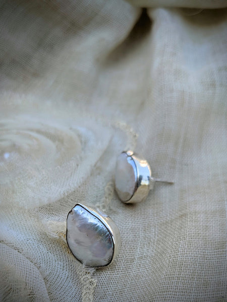 Tear shaped Baroque Pearl Stud, Baroque pearl earring, Pearl and pure silver earring