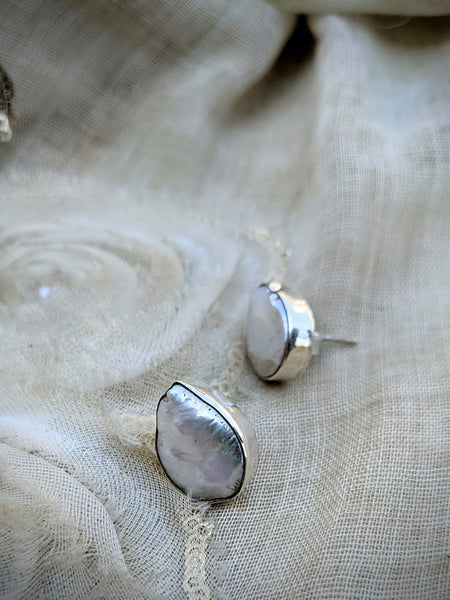 Tear shaped Baroque Pearl Stud, Baroque pearl earring, Pearl and pure silver earring