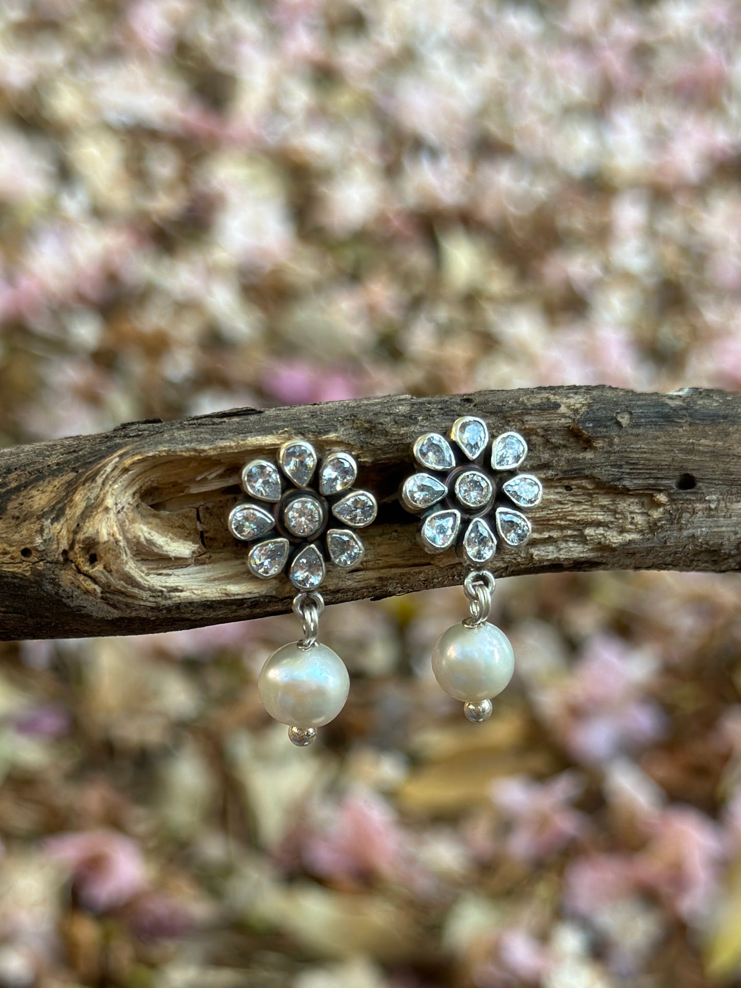 Kanti - Floral 925 Sterling Silver earring with cubic Zirconia and pearl drop