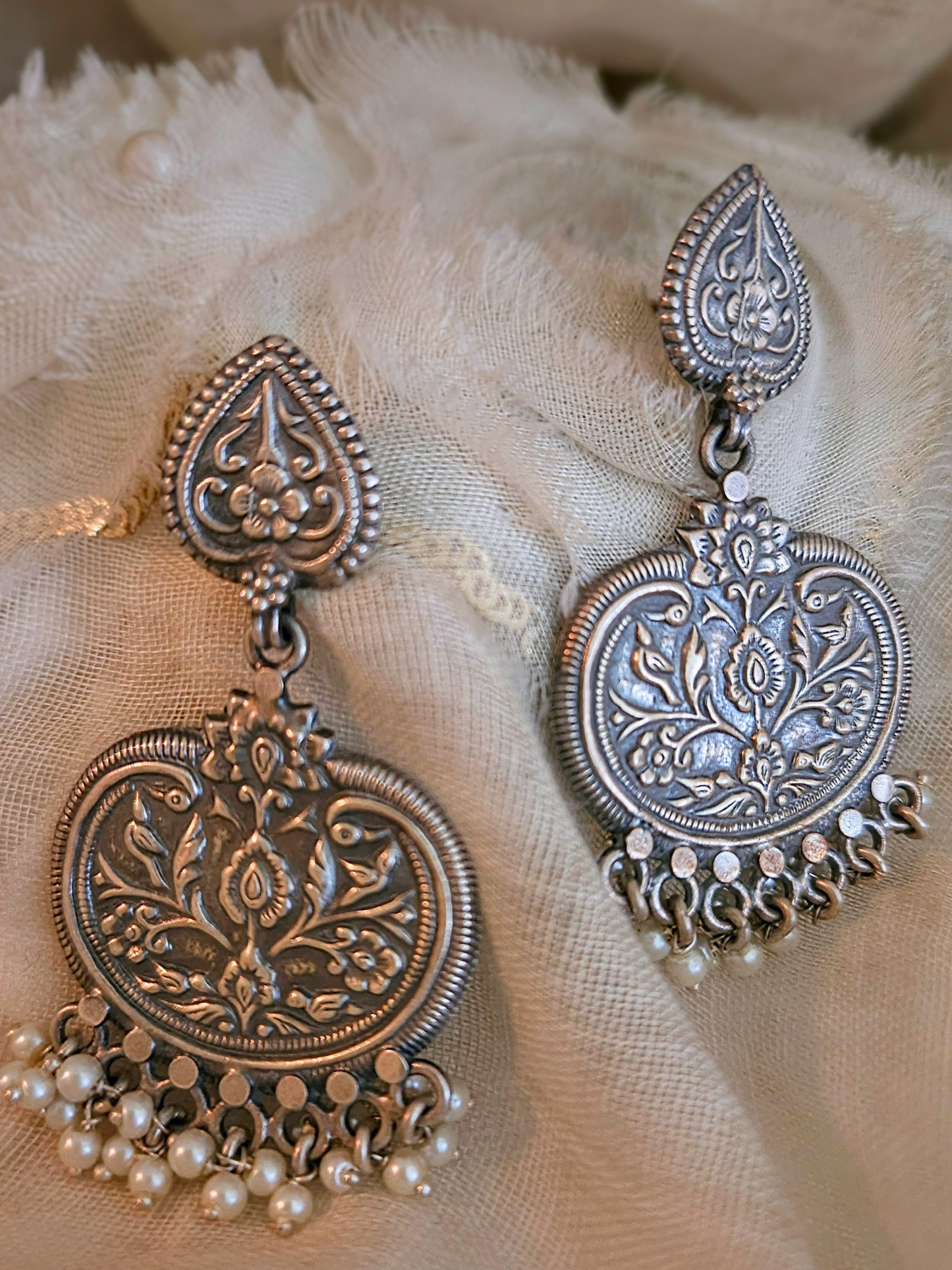 925 Sterling Silver Oxidized pearl fringe earring