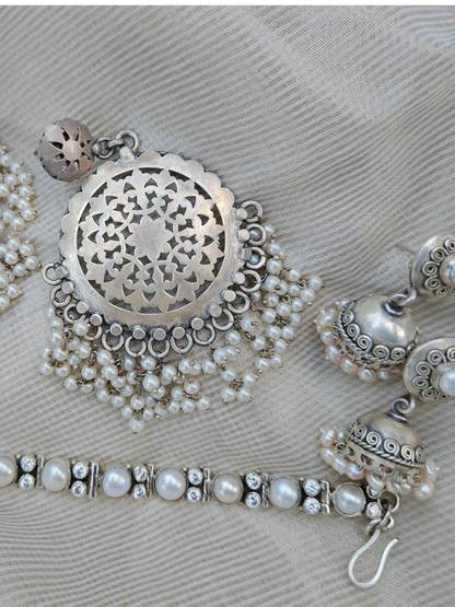 Moti Pearl & Cubic Zirconia 925 Sterling Silver Bracelet | Handmade in Jaipur