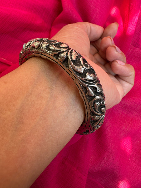 92.5 Silver Oxidized chitai bangle, Silver cuff, Classic Chitai kada