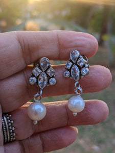 925 Sterling Silver earring with cubic Zirconia and pearl drop