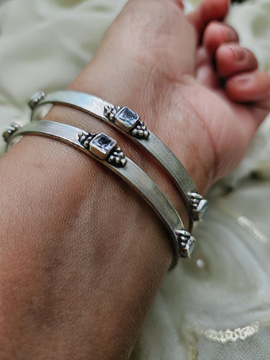 TARA- Pure silver bangles with zirconia