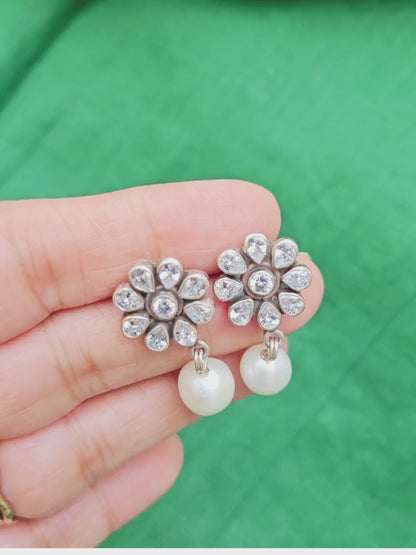 Kanti - Floral 925 Sterling Silver earring with cubic Zirconia and pearl drop