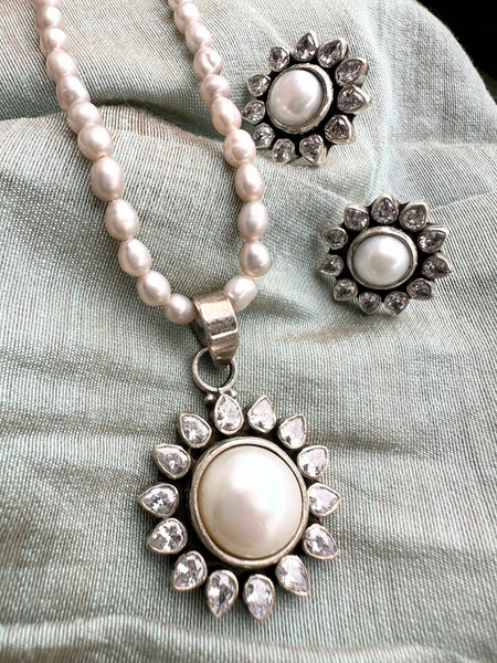 Sunflower Zirconia Earring and Pendant Set