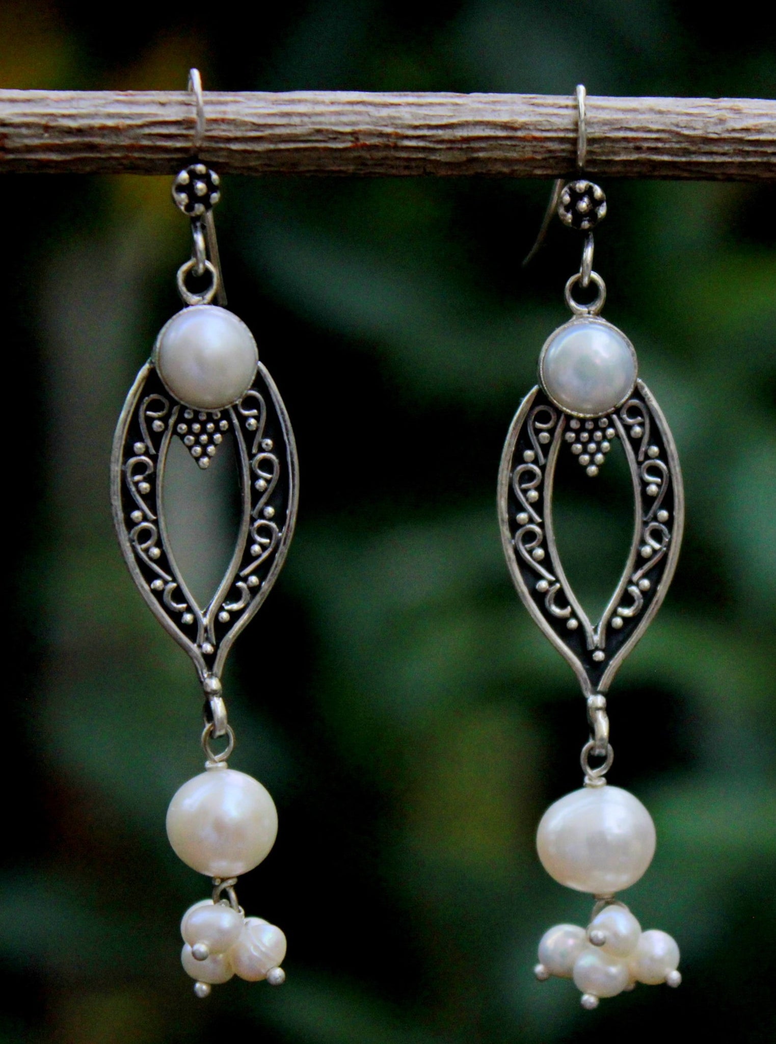 Pearl and Silver earring