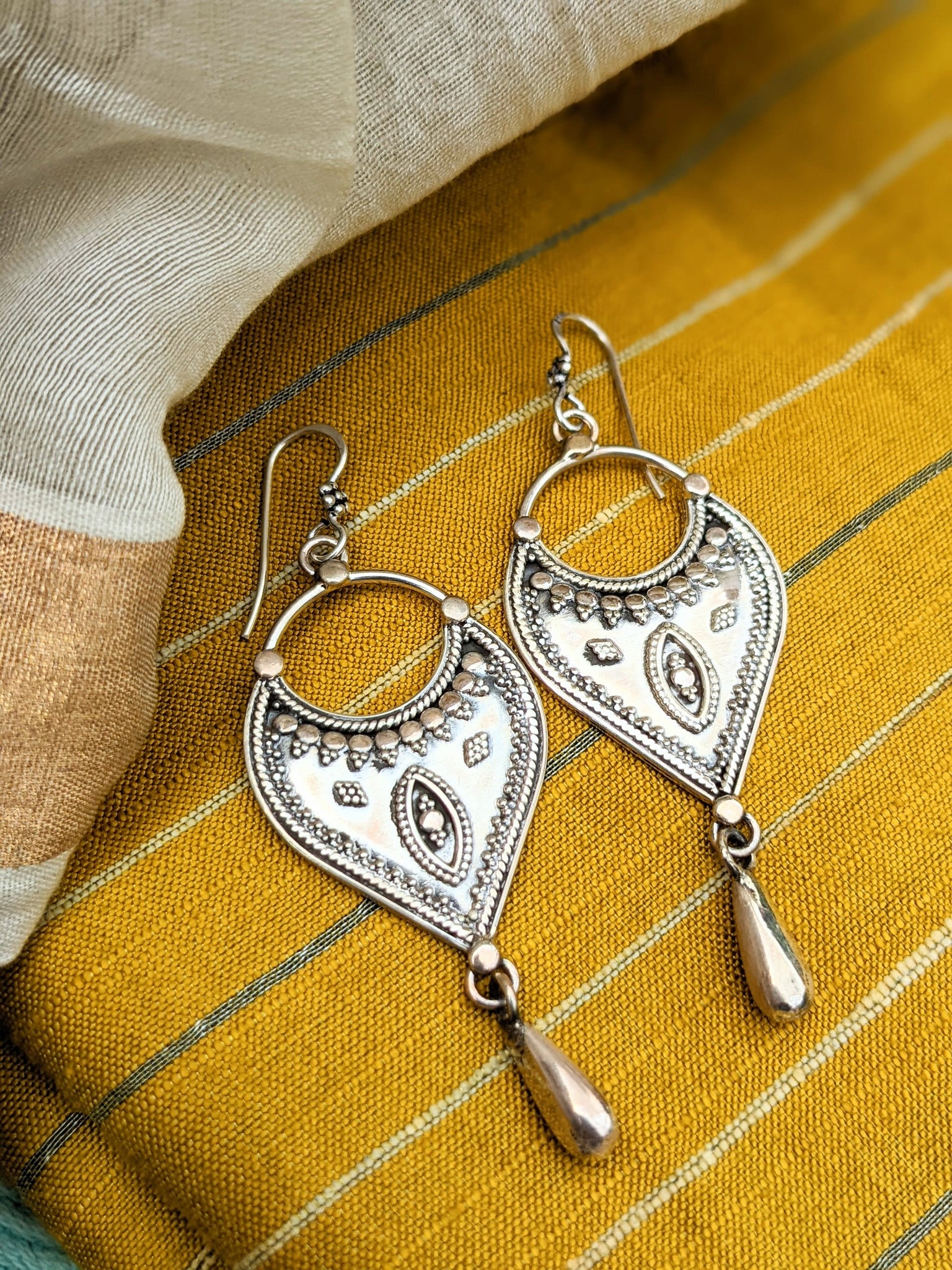 Pavani - Handcrafted 925 Sterling Silver  Oxidised Finish Dangle Earring with Rava work