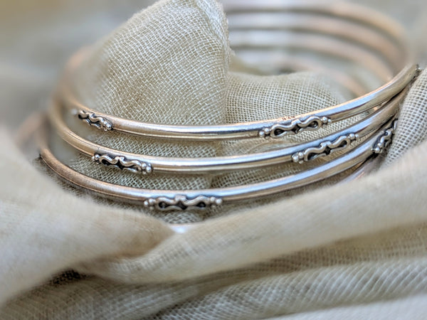 URMI- Silver Bangles, Pure silver, Stacking Bangles