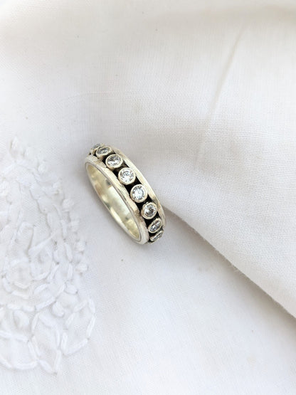 925 Sterling Silver Band ring with studded zirconia stones