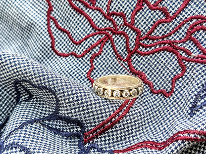 925 Sterling Silver Band ring with studded zirconia stones