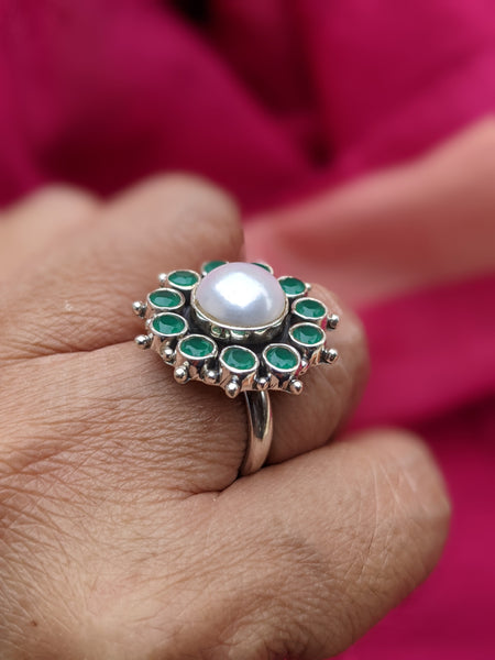 Pearl and Green Zirconia Adjustable ring