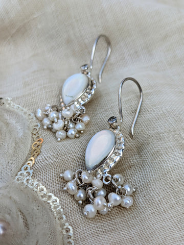 Aarna -  Mother pearl  and freshwater pearl hook earring