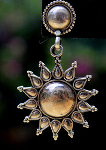 Surajmukhi post  earring